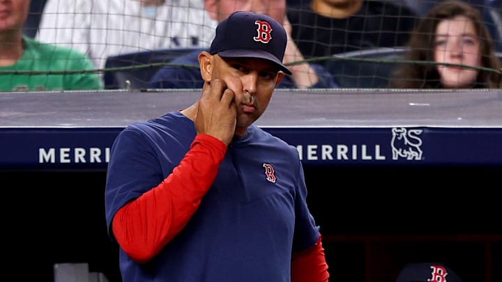 Alex Cora dio la cara tras la paliza sufrida ante los Azulejos 