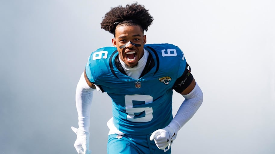 Greg Newsome II, Jaguars. 