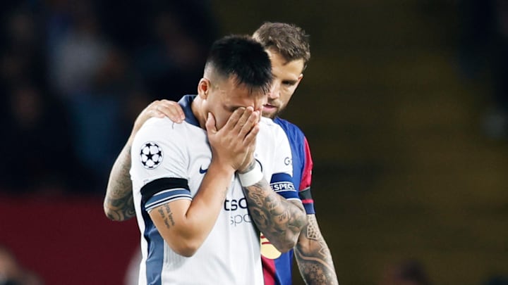 Lautaro Martínez suffered a thigh injury against Barcelona. Lautaro Martínez suffered a thigh injury against Barcelona.