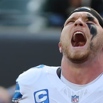 Detroit Lions defensive end Aidan Hutchinson (97).