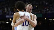 La Universidad de Kansas se impuso en un emocionante duelo a la Universidad de Carolina del Norte