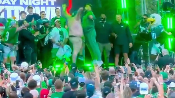 Jason Kelce and a Philadelphia sports superfan did a chest bump that did not work out for the fan.