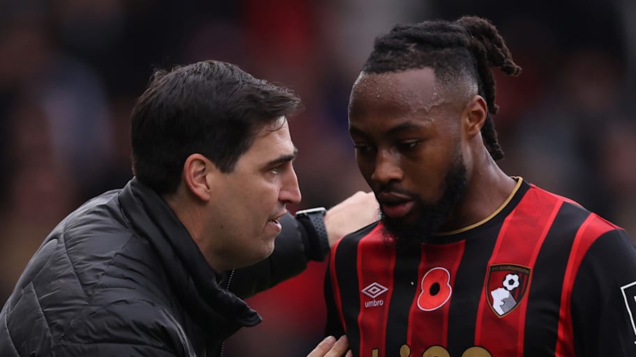 Anoine Semenyo and Andoni Iraola.