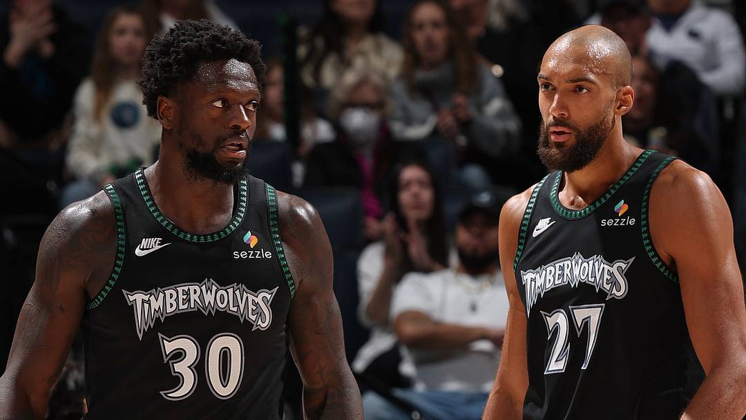 Portland Trail Blazers v Minnesota TImberwolves