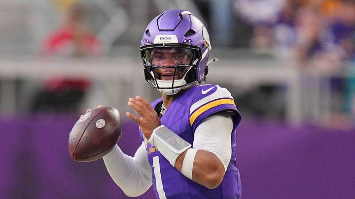 Minnesota Vikings quarterback Kyler Murray 