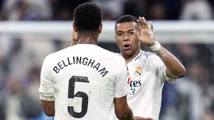 Kylian Mbappé et Jude Bellingham, ici sous les couleurs du Real Madrid, mais seul l’Anglais est pressenti pour la jaquette d’EA Sports FC 26. Kylian Mbappé et Jude Bellingham, ici sous les couleurs du Real Madrid, mais seul l’Anglais est pressenti pour la jaquette d’EA Sports FC 26.