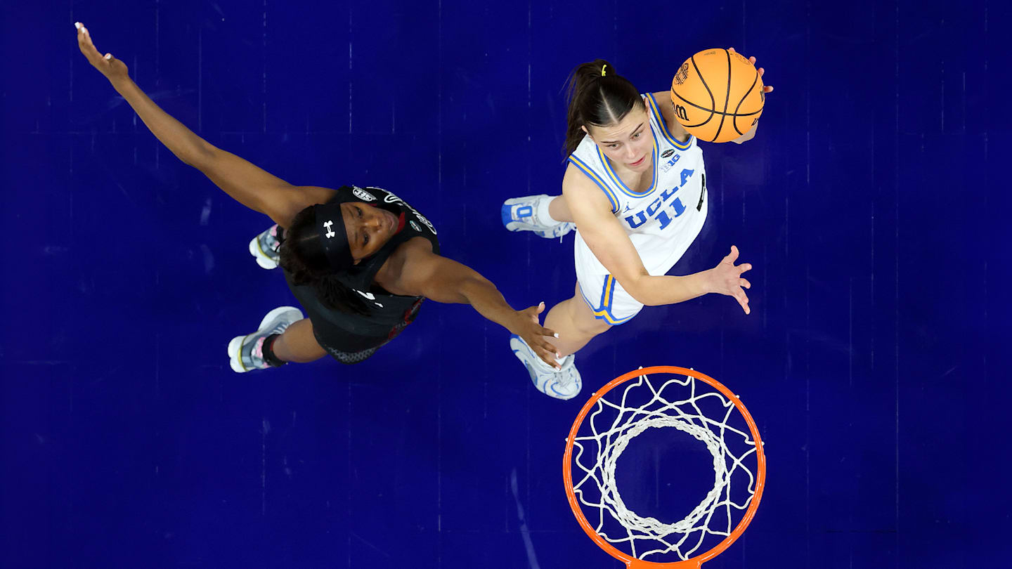 Magic Johnson elogia la histórica jornada de la mexicana Gaby Jaquez con UCLA