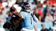 Tennessee Titans quarterback Cam Ward