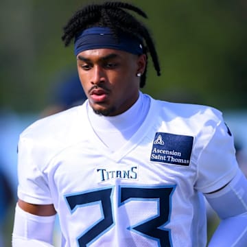 Tennessee Titans rookie safety Kevin Winston Jr.