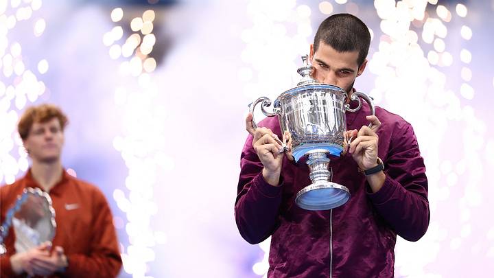 Carlos Alcaraz y Jannik Sinner se divieron los cuatro Grand Slams del año. Carlos Alcaraz y Jannik Sinner se divieron los cuatro Grand Slams del año.