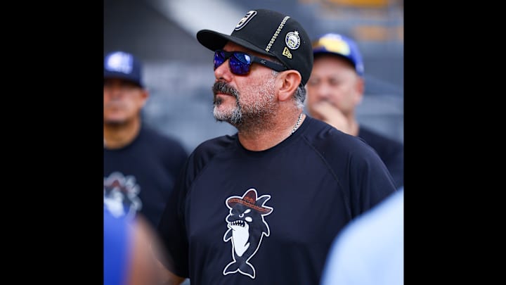 El manager de los Charros de Jalisco, Benjamín Gil, fue el artífice de la filosofía de "atacar como orcas" El manager de los Charros de Jalisco, Benjamín Gil, fue el artífice de la filosofía de "atacar como orcas"