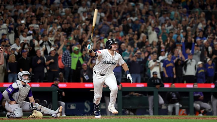 Cal Raleigh llega a la postemporada de MLB como el líder de cuadrangulares absoluto