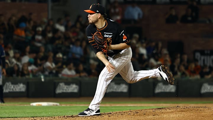 Wilmer Ríos, uno de los mejores lanzadores del verano, jugará con los Naranjeros de Hermosillo en la LMP. Wilmer Ríos, uno de los mejores lanzadores del verano, jugará con los Naranjeros de Hermosillo en la LMP.