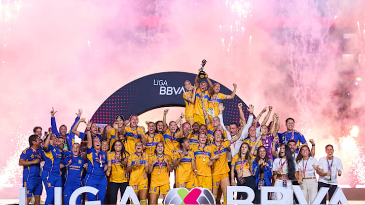 Tigres Femenil celebra su séptimo título de liga tras conquistar el Apertura 2025.