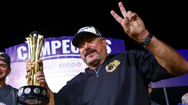 Benjamín Gil se ha consolidado como uno de los mánagers más exitosos en la historia del beisbol mexicano.