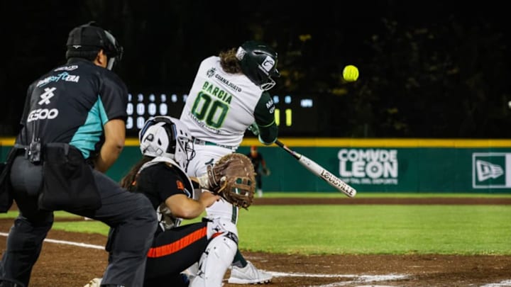 Rachel García, la estrella de las Bravas de León, representará a las locales en el primer Home Run Derby en la historia de la LMS
