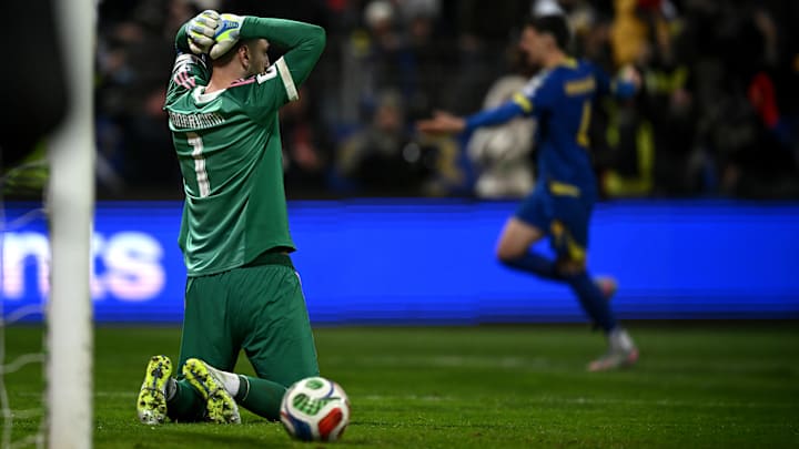 Gianluigi Donnarumma refleja su frustración tras la derrota de Italia ante Bosnia y Herzegovina en el repechaje de clasificación europea rumbo al Mundial 2026 Gianluigi Donnarumma refleja su frustración tras la derrota de Italia ante Bosnia y Herzegovina en el repechaje de clasificación europea rumbo al Mundial 2026