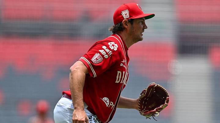 El invicto de Bauer en la temporada regular de la Liga Mexicana de Beisbol llegó a su fin esta tarde ante los Piratas de Campeche El invicto de Bauer en la temporada regular de la Liga Mexicana de Beisbol llegó a su fin esta tarde ante los Piratas de Campeche