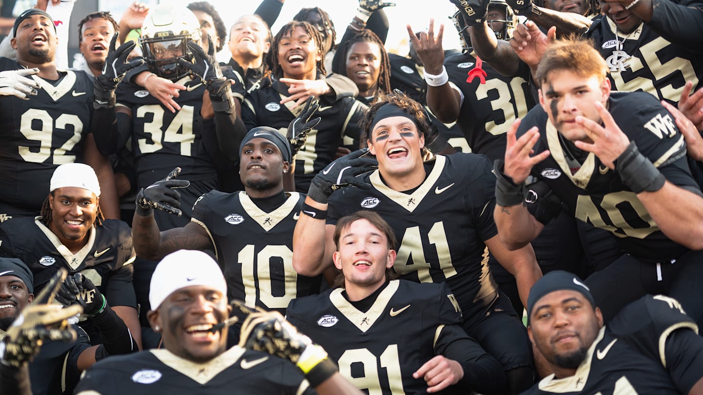 Wake Forest Ends SMU Streak With Last-Second Field Goal