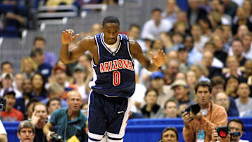 Arizona v Illinois X Arenas