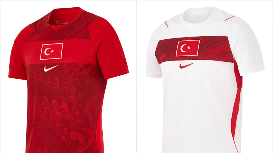 Türkiye’s World Cup home and away jerseys.