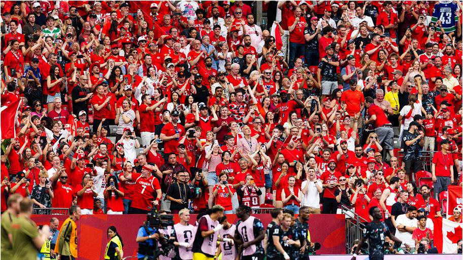 Canada Soccer fans