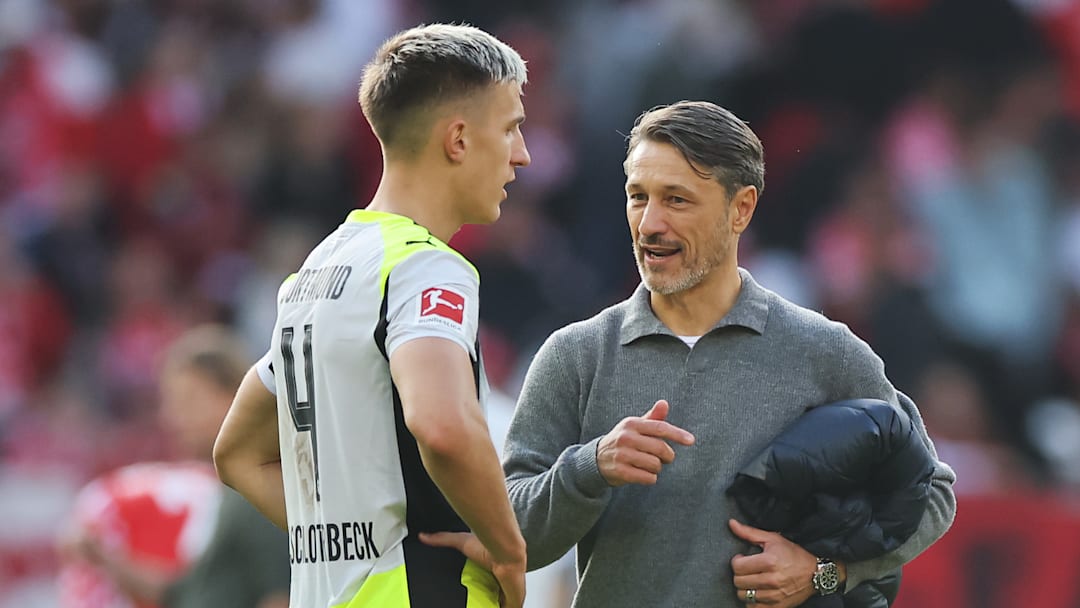 Niko Kovac (r.) baut auf Innenverteidiger Nico Schlotterbeck (l.) und würde ihn gerne beim BVB halten. Niko Kovac (r.) baut auf Innenverteidiger Nico Schlotterbeck (l.) und würde ihn gerne beim BVB halten.