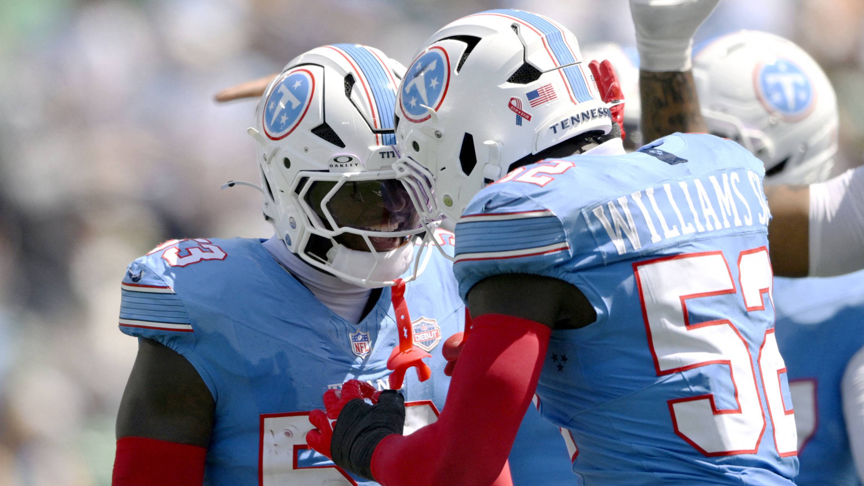 Anthony Hill Jr's Debut Leaves Titans With Clear Solution at Linebacker