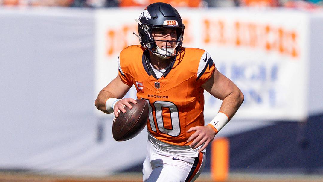 NFL, American Football Herren, USA 2026: Jaguars Vs Broncos SEP 20 Sep 20, 2026; Denver Broncos quarterback Bo Nix (10) scrambles during the game between the Denver Broncos and Jacksonville Jaguars in Denver, CO, USA; at Empower Field at Mile High. NFL, American Football Herren, USA 2026: Jaguars Vs Broncos SEP 20 Sep 20, 2026; Denver Broncos quarterback Bo Nix (10) scrambles during the game between the Denver Broncos and Jacksonville Jaguars in Denver, CO, USA; at Empower Field at Mile High.