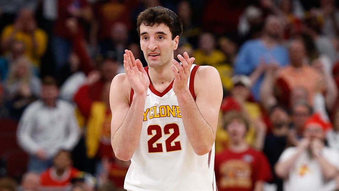 If Thomas Haugh ends up leaving Florida for the NBA Draft, the Florida Gators could turn to the transfer portal to replace him.