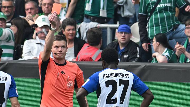 Philip Otele sah nicht lange nach seiner Einwechslung die Rote Karte