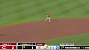 Elly De La Cruz showed off multiple skills in helping the Reds beat the Pirates. 