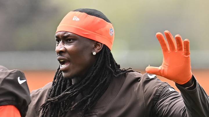  Cleveland Browns safety Emmanuel McNeil-Warren (28) 