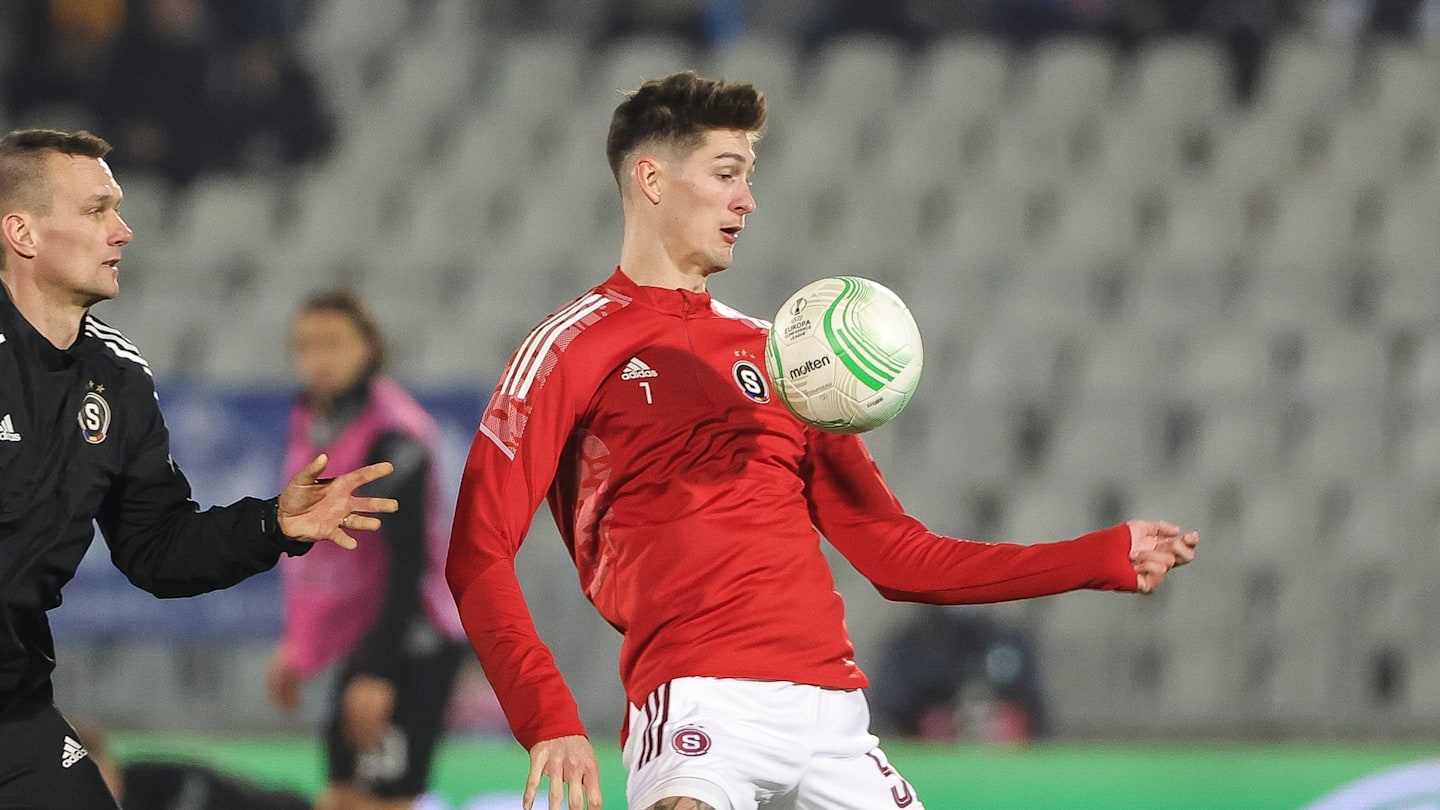 Gladbach našel v Česku nového útočníka