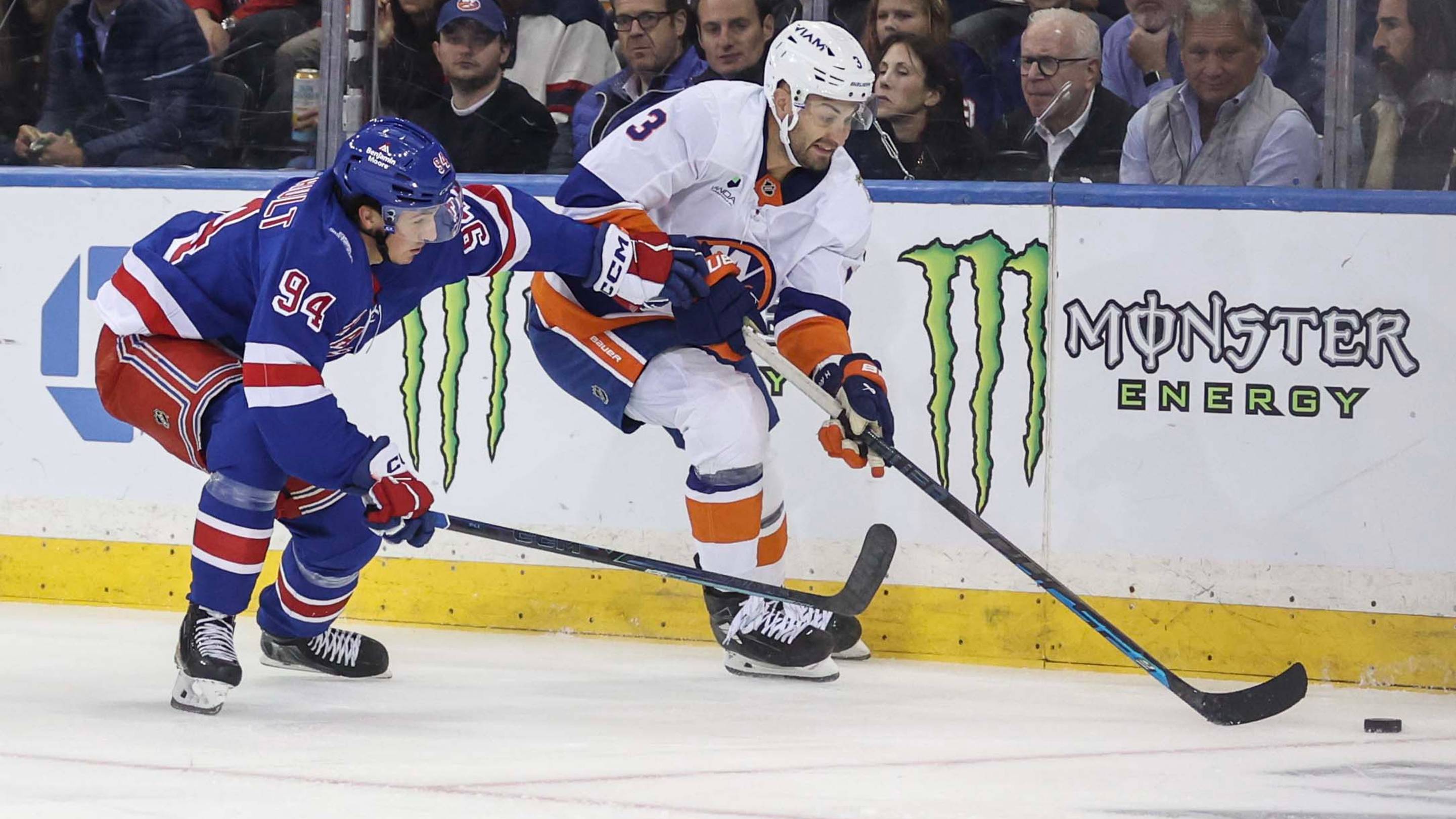 NY Islanders Can’t Capitalize on Chances in NY Rangers Loss