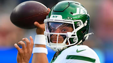 New York Jets quarterback Justin Fields
