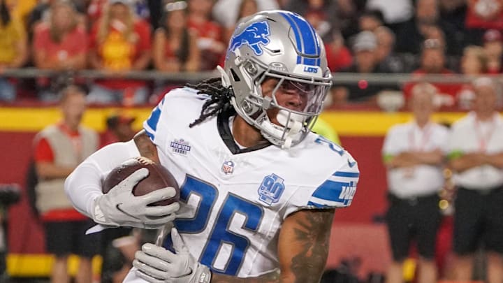 Sep 7, 2023; Kansas City, Missouri, USA; Detroit Lions running back Jahmyr Gibbs (26) runs the ball against the Kansas City Chiefs during the second half at GEHA Field at Arrowhead Stadium. Mandatory Credit: Denny Medley-Imagn Images Sep 7, 2023; Kansas City, Missouri, USA; Detroit Lions running back Jahmyr Gibbs (26) runs the ball against the Kansas City Chiefs during the second half at GEHA Field at Arrowhead Stadium. Mandatory Credit: Denny Medley-Imagn Images