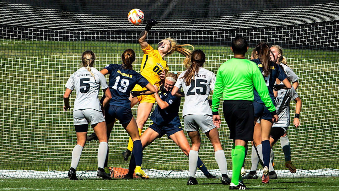 Iowa goalkeeper Aubrey Hahn (00) makes a save during a NCAA Big Ten Conference women's soccer match against Michigan, Sunday, Oct. 2, 2022, at the University of Iowa Soccer Complex in Iowa City, Iowa.

221002 Mich Iowa Wsoc 022 Jpg