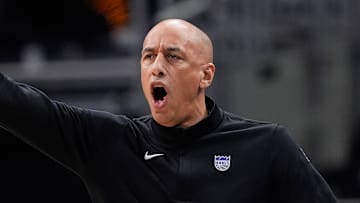 Sacramento Kings v Milwaukee Bucks