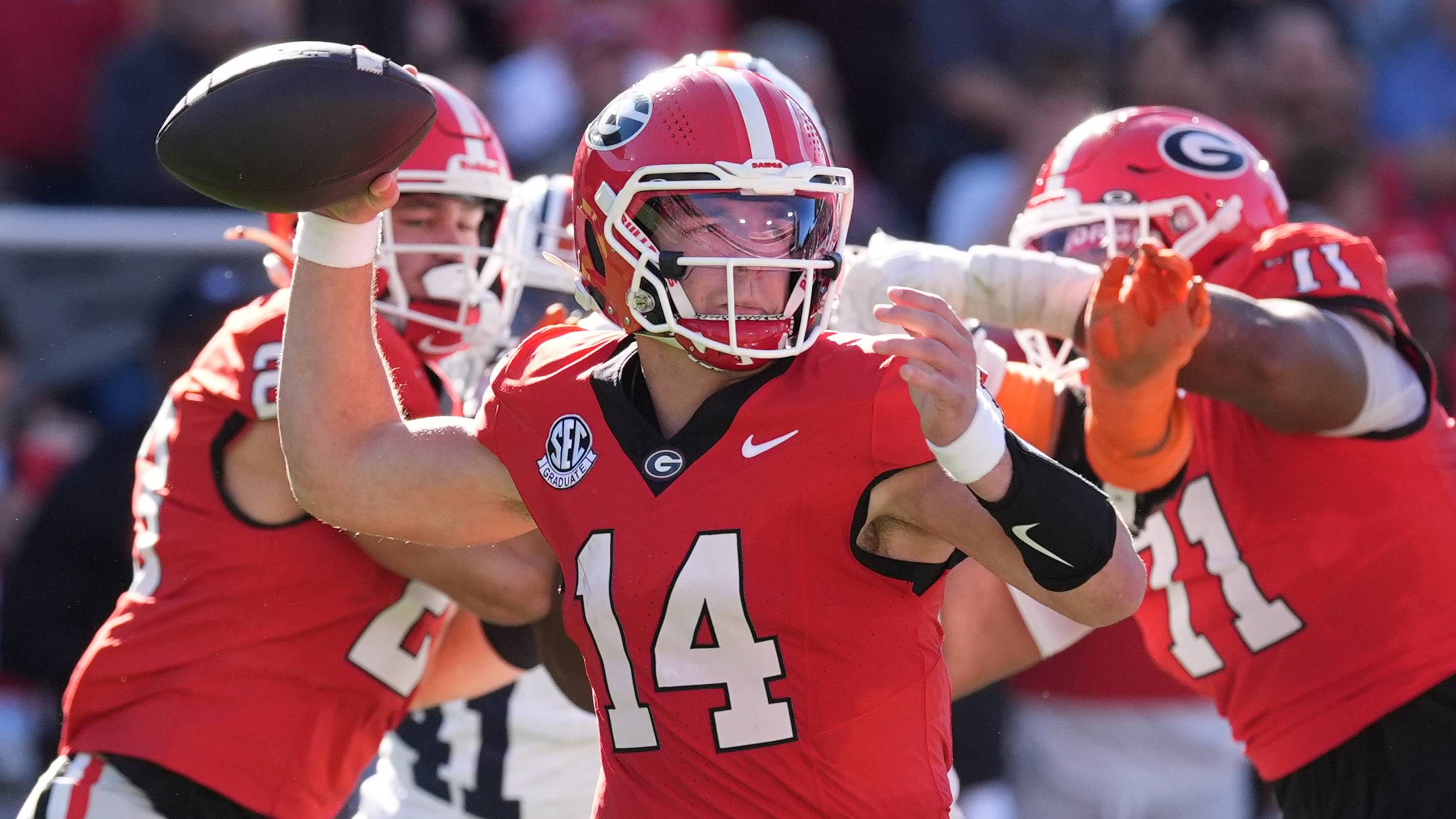 Gators HC Jon Sumrall Gives First Impression of No. 3 Georgia Bulldogs