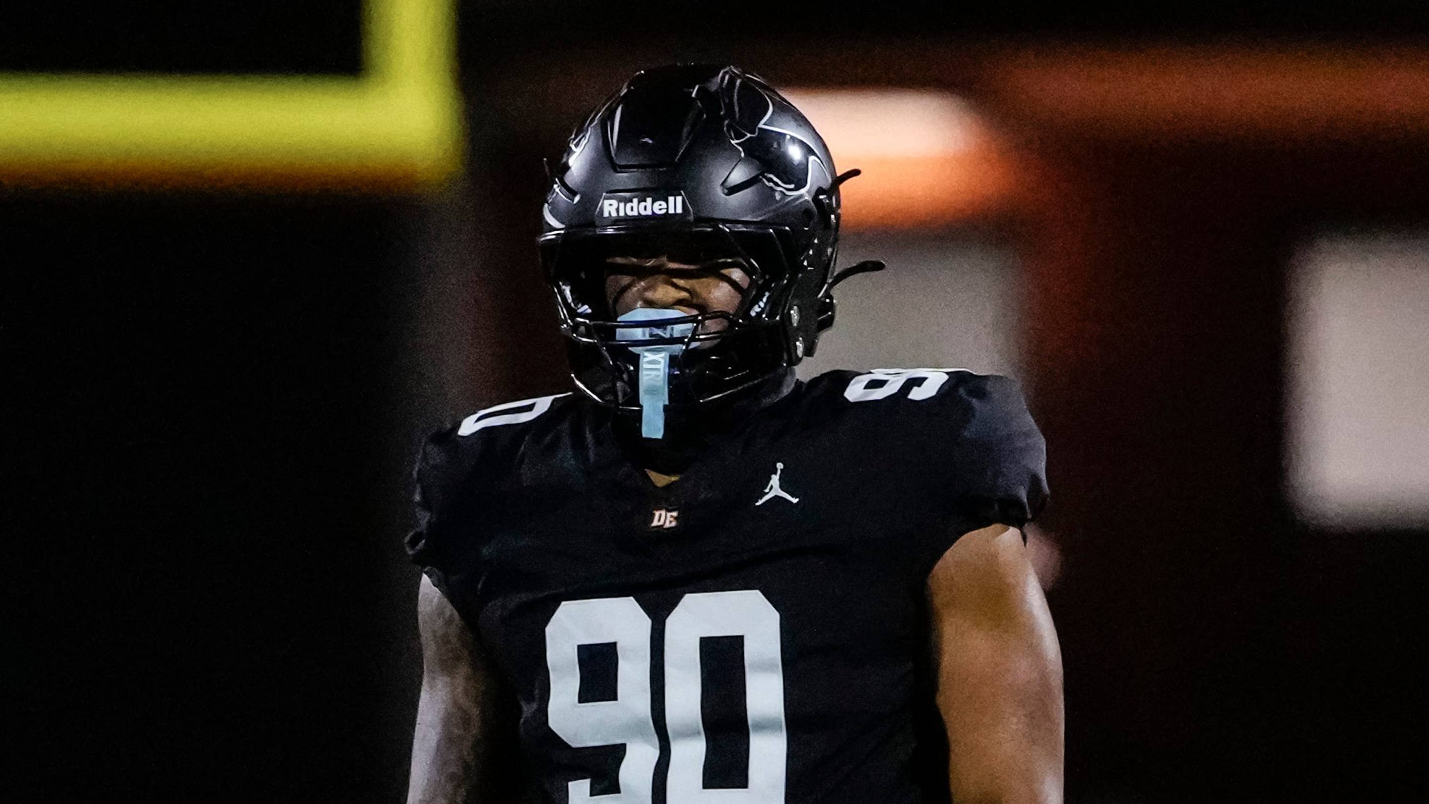 Wisconsin Football Wins Massive Recruiting Battle for Five-Star Edge