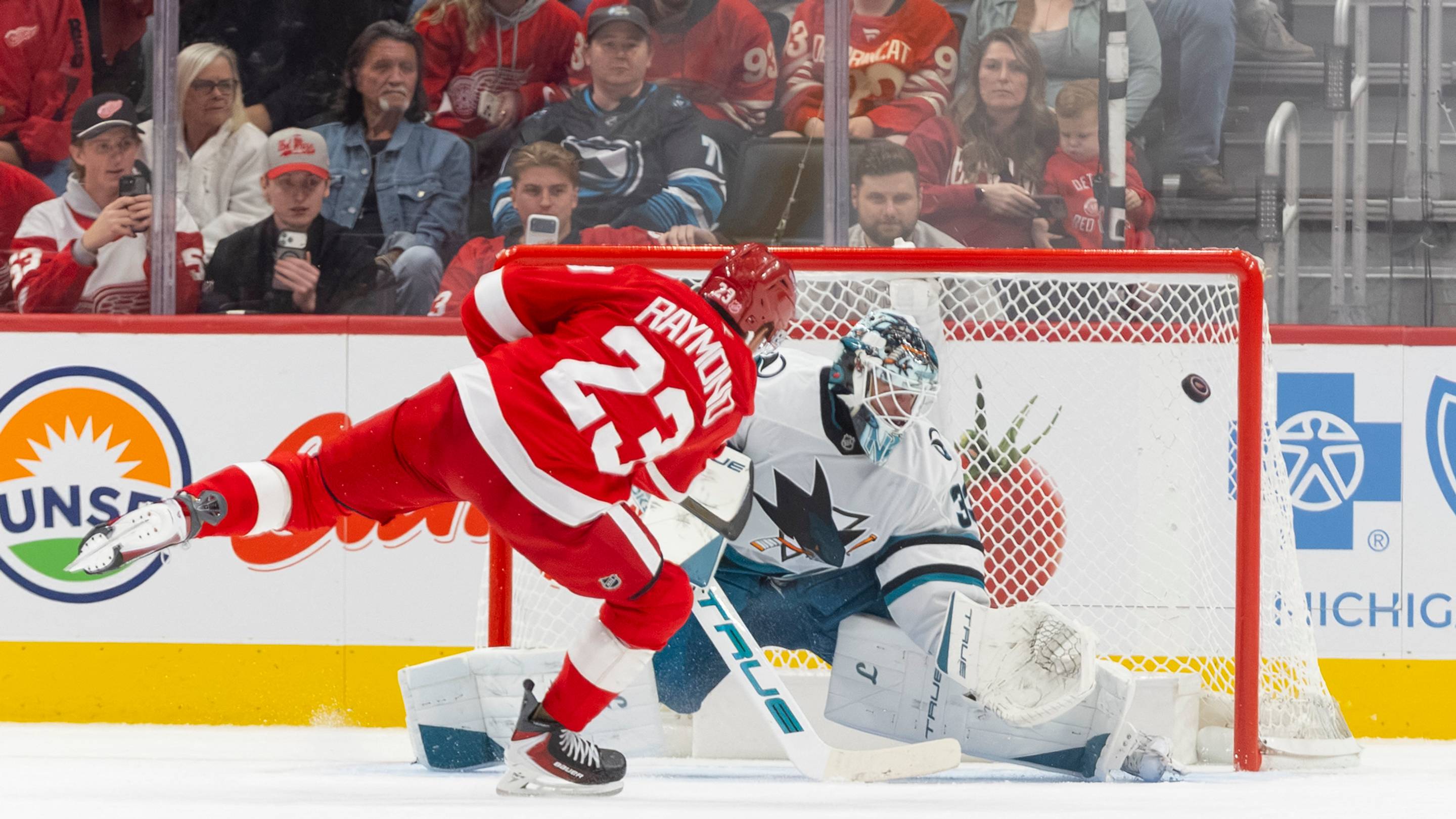Red Wings' Never-Say-Die Attitude Fuels Shootout Thriller Over Sharks