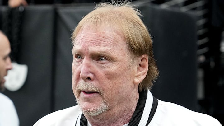 Tennessee Titans v Las Vegas Raiders