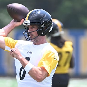 Steelers QB Aaron Rodgers is one of the biggest risers based on average draft position data at Underdog Fantasy.