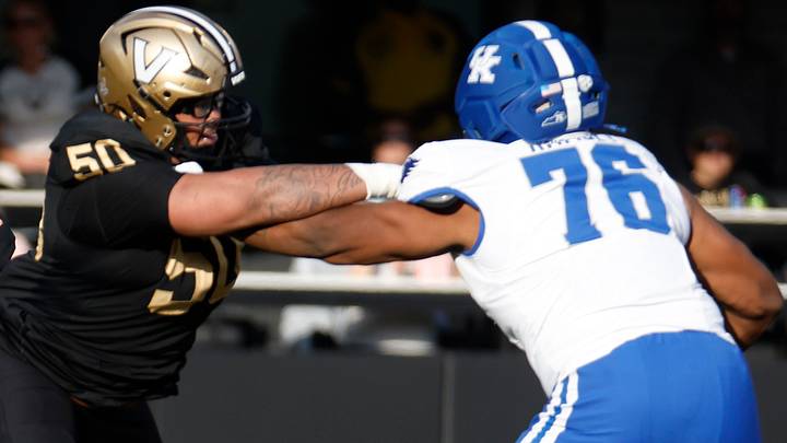 COLLEGE FOOTBALL: NOV 22 Kentucky at Vanderbilt