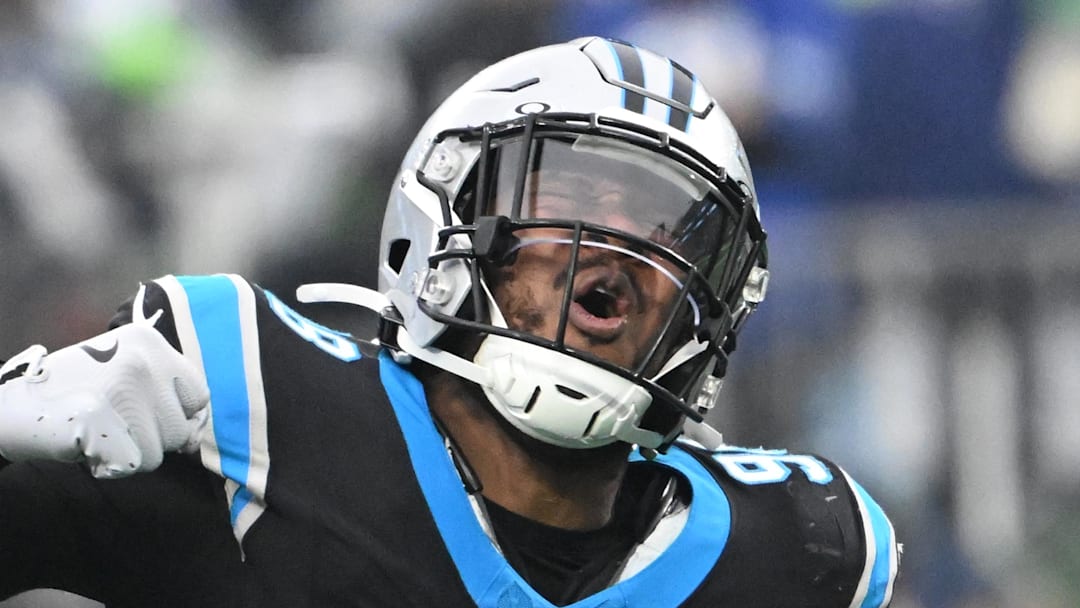 Newly signed Detroit Lions DE D.J. Wonnum (98)