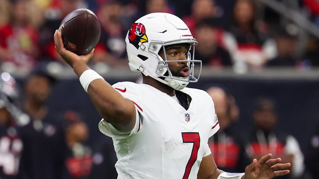 Arizona Cardinals quarterback Jacoby Brissett (7) drops back to pass against the Houston Texans in the third quarter at NRG Stadium. Arizona Cardinals quarterback Jacoby Brissett (7) drops back to pass against the Houston Texans in the third quarter at NRG Stadium.