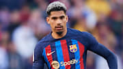 Ronald Araujo a reçu un carton rouge face à Valence