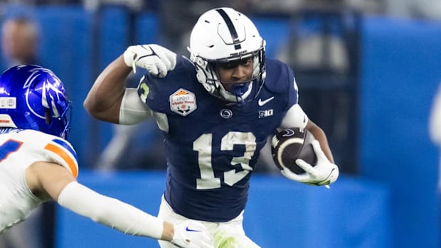 Grok ranks college football's 10 best teams in 2025