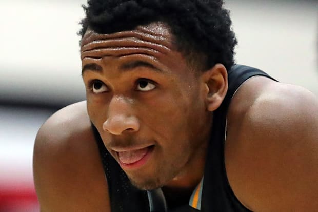 Huntington Prep guard Darryn Peterson catches his breath during the first half at Canton Memorial Field House, Saturday, Feb.